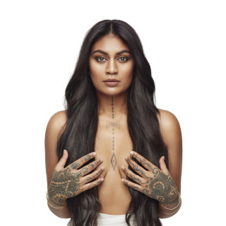 Brown Girl" (2016)